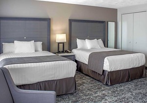 4-Star Hotel ∙ Chateau Moncton Trademark Collection by Wyndham