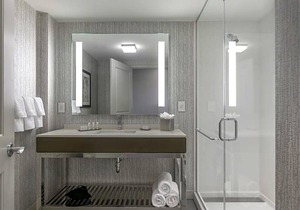 4-Star Hotel ∙ Courtyard by Marriott Edgewater NYC Area