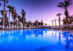 4-Star Hotel ∙ Louis Phaethon Beach