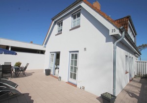 4100 - Beach house - An der Strandpromenade 25