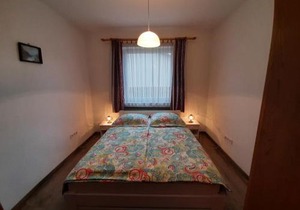 42 féröhelyes apartman