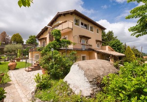 420 m² Villa ∙ 4 bedrooms ∙ 9 guests