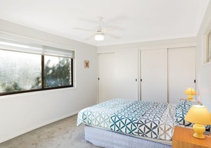 45 Hillside Cres Beach House