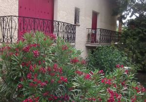 48 m² F2 apartment with garden on ground floor villa 5 min. walk from the spa