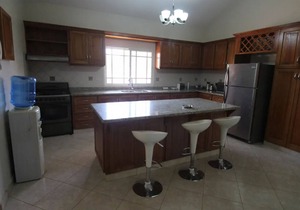 4BD Guest-friendly villa in the heart of Sosua!