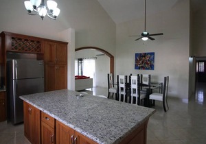 4BD Guest-friendly villa in the heart of Sosua!