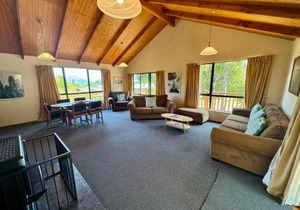 5 Alpine Avenue