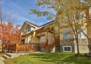 5 BDR Condo/Multiple Patios/Superb Location