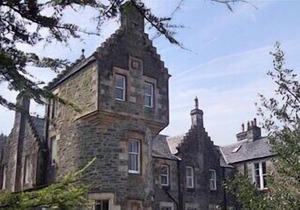 5 bedroom accommodation in South Lochaweside