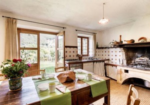5 bedroom accommodation in Poggio Catino RI