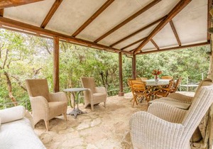 5 bedroom accommodation in Poggio Catino