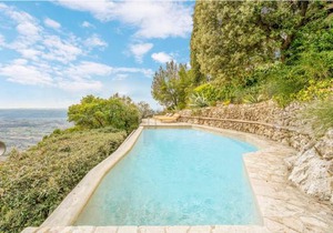 5 bedroom accommodation in Poggio Catino