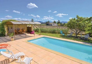 5 bedroom accommodation in Cairanne