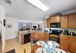 5 bedroom accommodation in Davenport