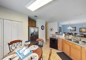5 bedroom accommodation in Davenport