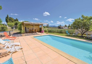5 bedroom accommodation in Cairanne