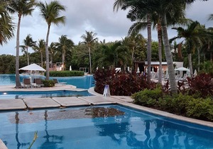 5 Diamond Resort waiting for you. Luxurious fully furnished villa.