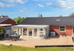 5 person holiday home in Ålbæk