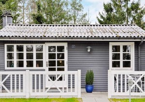 5 person holiday home in Ans By-By Traum
