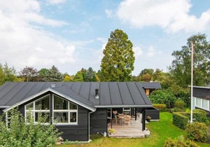 5 person holiday home in Malling-By Traum
