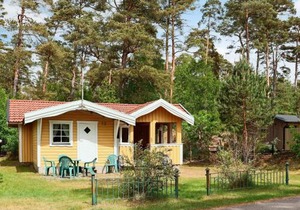 5 person holiday home in MELLBYSTRAND-By Traum