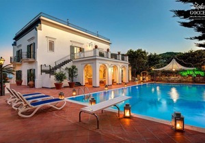 500 m² Villa ∙ 4 bedrooms ∙ 8 guests