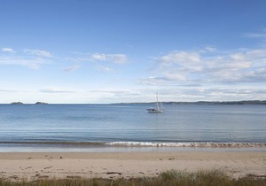 54 Maloneys Drive, Maloneys Beach