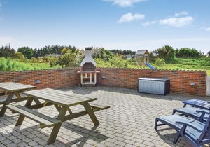 6 bedroom accommodation in Ringkøbing