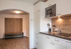 6. Gallruth - Apart Bergland