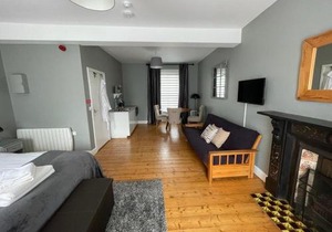 6 New Street SelfCatering BnB Studio 1