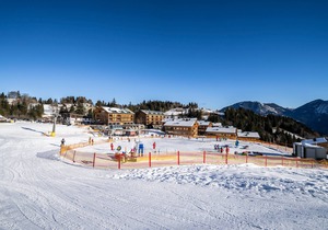 6-person apartment in the holiday park Landal Chalet Matin