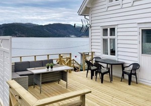 6 person holiday home in Svelgen-By Traum