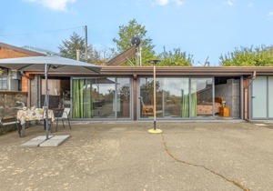 60 m² Apartment ∙ 1 bedroom ∙ 2 guests