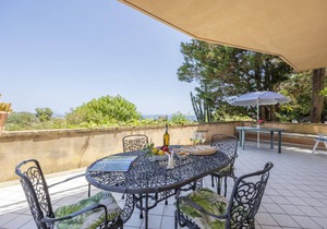 60 m² Apartment ∙ 2 bedrooms ∙ 4 guests