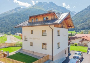 65 m² Apartment ∙ 2 bedrooms ∙ 5 guests