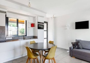 65 m² House ∙ 2 bedrooms ∙ 4 guests