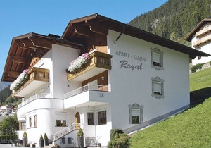 70 m² Apartment ∙ 3 bedrooms ∙ 6 guests