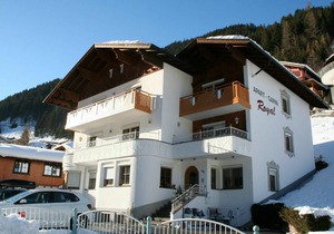 70 m² Apartment ∙ 3 bedrooms ∙ 6 guests