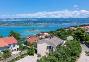 70 m² House ∙ 2 bedrooms ∙ 6 guests