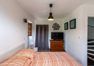 75 m² House ∙ 2 bedrooms ∙ 4 guests
