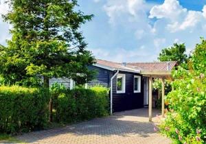 8 person holiday home in Ålbæk
