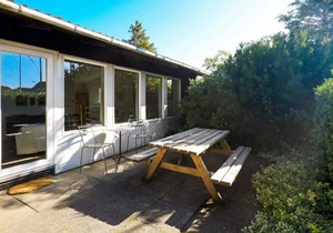8 person holiday home in Ålbæk