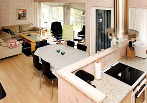 8 person holiday home in Ålbæk