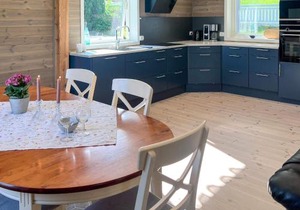 8 person holiday home in Svelgen