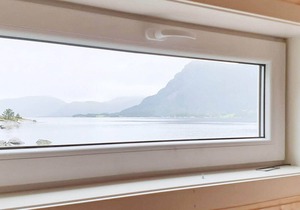 8 person holiday home in Svelgen