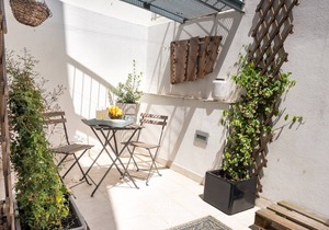 84 m² Apartment ∙ 1 bedroom ∙ 2 guests