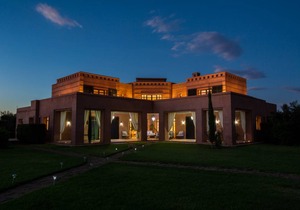 900 m² Villa ∙ 5 bedrooms ∙ 14 guests