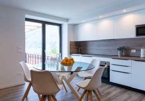 95 m² Apartment ∙ 2 bedrooms ∙ 6 guests