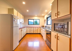 97 Chalet Cres