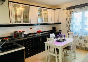 A 3-floor building with 4 bedroom near beach